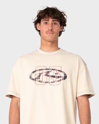 Model wearing Five In Da Pot Short Sleeve Tee in Cream