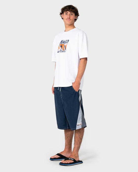 man-wearing-rusty-x-halco-short-sleeve-tee-in-white