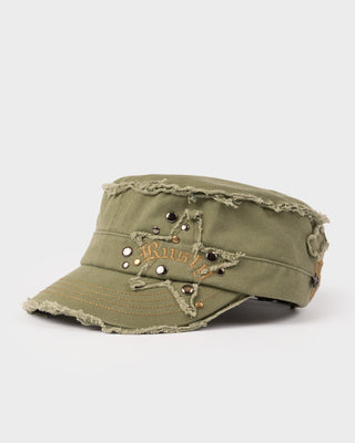 woman-wearing-zoe-military-cap-in-savanna