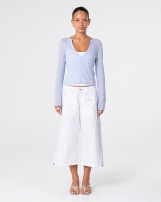 Woman wearing Off Duty Wide Leg Capri Pant in Off White