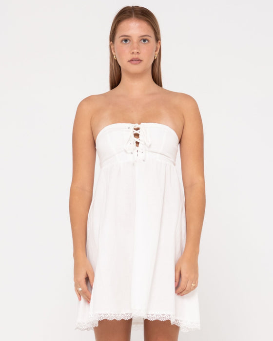 woman-wearing-capri-lace-front-mini-dress-in-snow