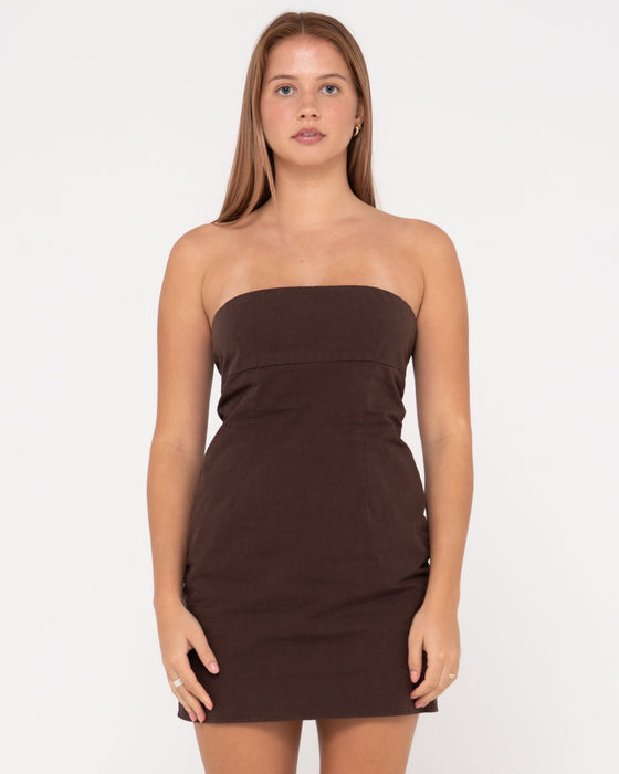 woman-wearing-leluna-strapless-mini-dress-in-java