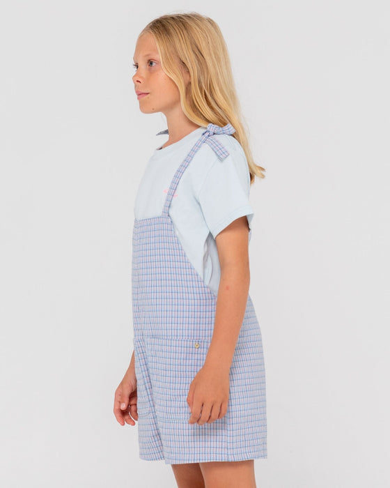 girl-wearing-pinky-playsuit-girls-in-multi