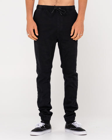 Man wearing Hook Out Elastic Pant in Black