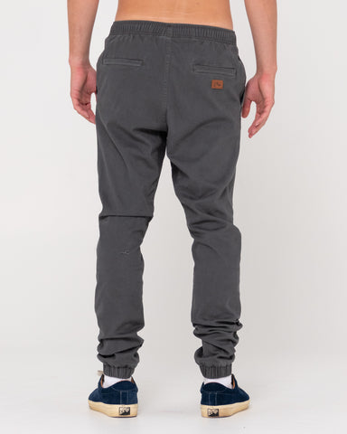 Man wearing Hook Out Elastic Pant in Pavement