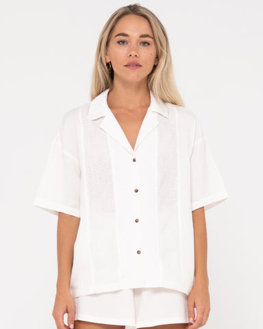 Woman wearing Palm Springs Capri Panelled Overshirt in Snow