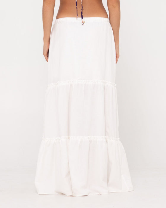 woman-wearing-violeta-low-rise-maxi-skirt-in-snow