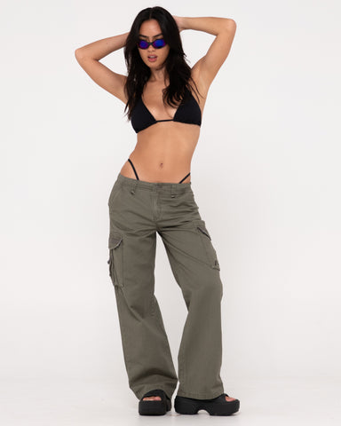 Woman wearing Tank Girl Low Rise Wide Fit Cargo Pant in Army