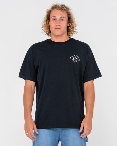 Man wearing Wull Wolume Short Sleeve Tee in Black