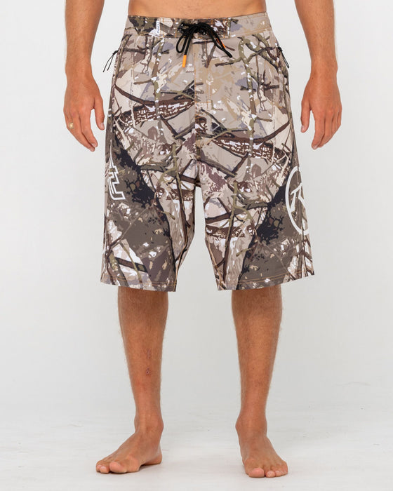 man-wearing-rambo-fixed-waist-boardshort-in-camo