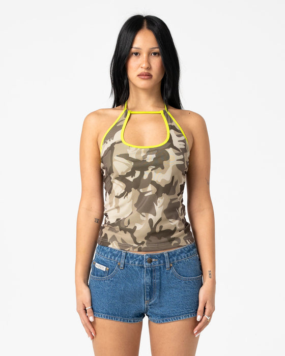 woman-wearing-camo-classics-contrast-skimmer-top-in-camo