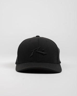 Mens Chronic 4 Flexfit Cap in Black 1