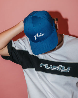 Mens Chronic 4 Flexfit Cap in China Blue 1