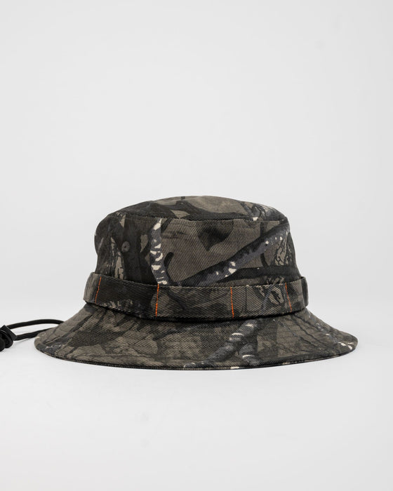 mens-stringer-bucket-hat-in-grey-camo