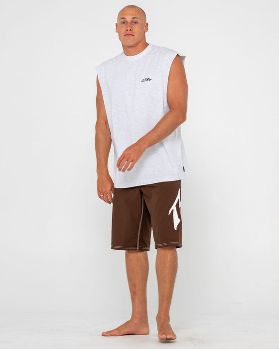 man-wearing-registered-muscle-in-ecru-marle