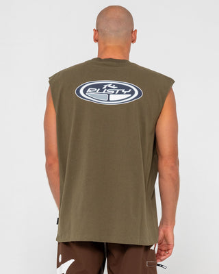 Man wearing Faden Heavy Boxy Muscle in Savanna