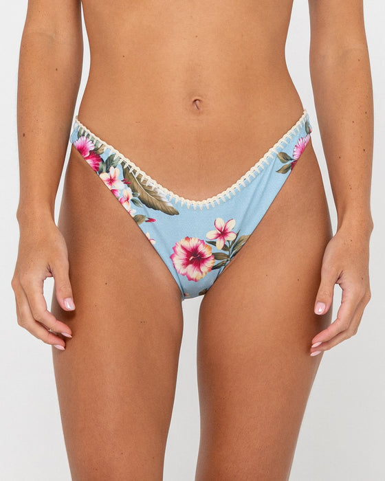 woman-wearing-kehlani-midi-bikini-bottom-in-kehlani-print