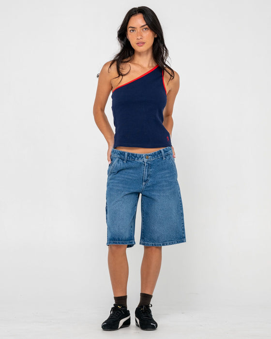 woman-wearing-zoe-one-shoulder-tank-in-navy