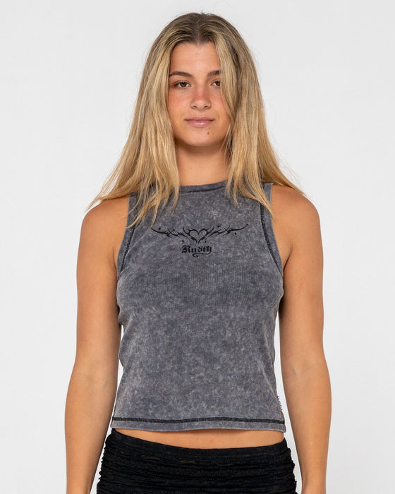 woman-wearing-mortys-fitted-tank-in-acid-steel