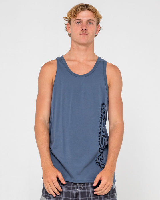 man-wearing-network-error-tank-in-china-blue