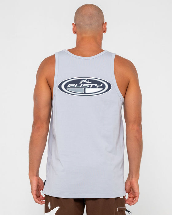 man-wearing-faden-tank-in-smoke-blue