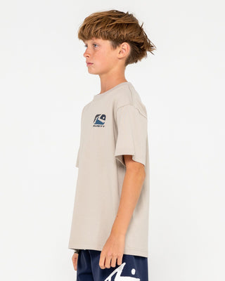 Boy wearing Phenom Short Sleeve Tee Boys in Abbey Stone