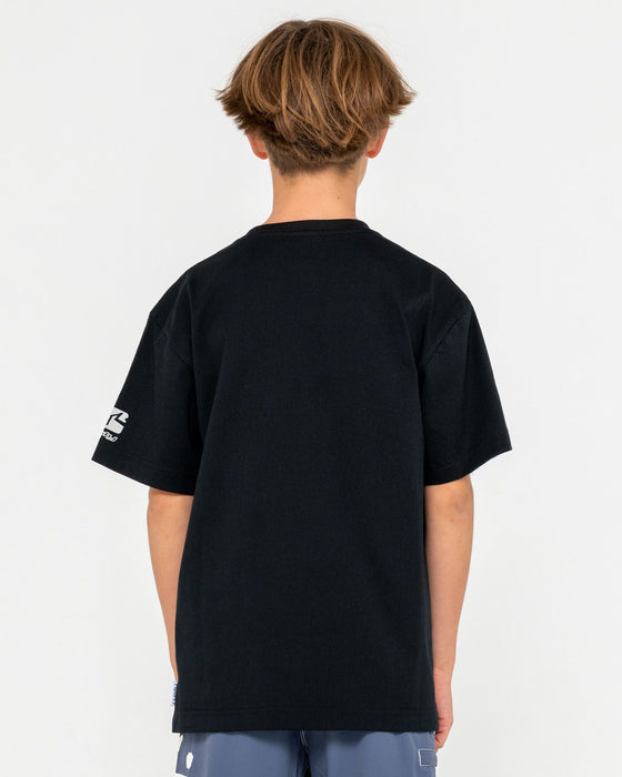 boy-wearing-jetsetter-tee-boys-in-black