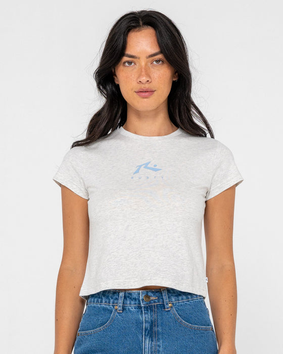 woman-wearing-rusty-essentials-relaxed-mini-tee-in-ice-marle