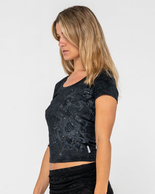 Woman wearing Lavigne Scoop Neck Tee in Washed Black