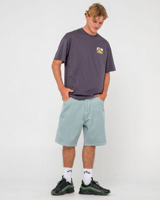 Man wearing Phenom Short Sleeve Tee in Coal