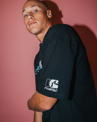 Man wearing Jetsetter Short Sleeve Tee in Black