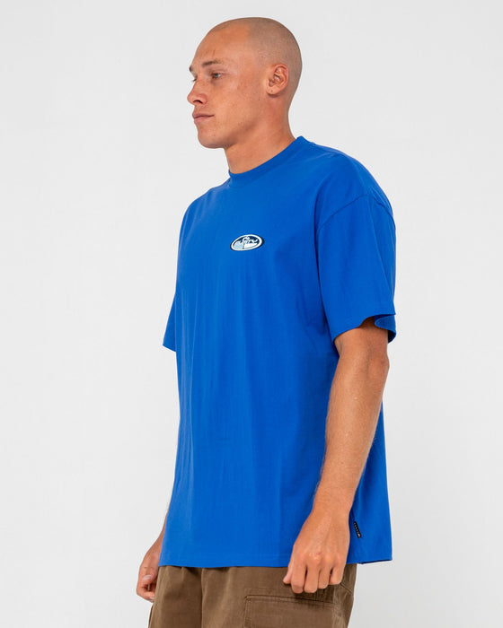 man-wearing-faden-short-sleeve-tee-in-royal-blue
