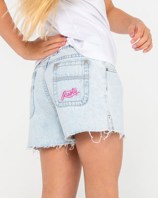 Girl wearing Penny Kick Flare Denim Short Girls in Sky Blue Heather 3