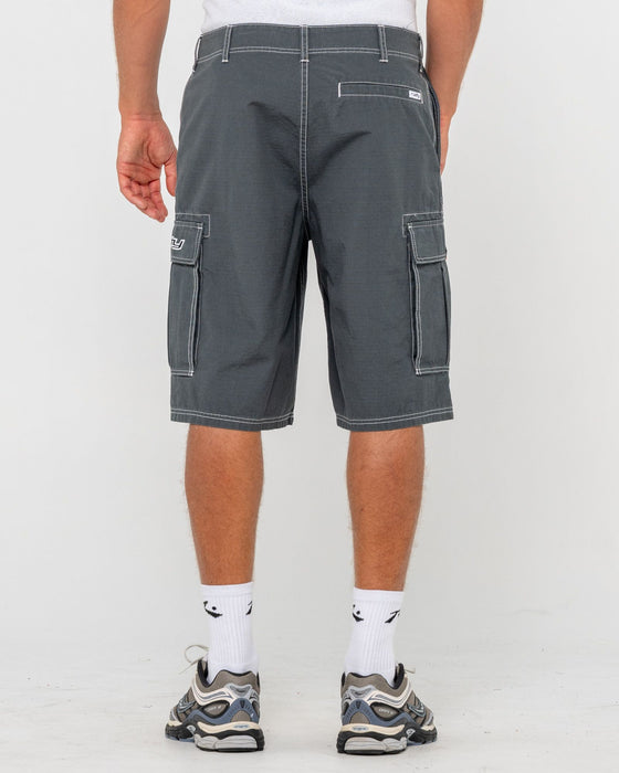 man-wearing-commando-rippa-cargo-short-in-dark-sapphire