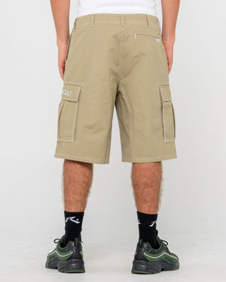 Man wearing Commando Rippa Cargo Short in Putty