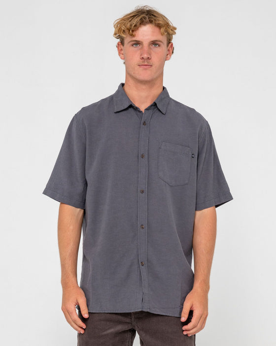 man-wearing-overtone-short-sleeve-shirt-in-coal