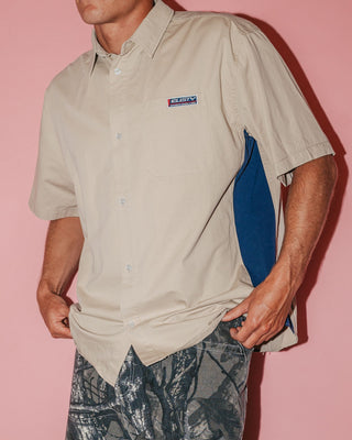 Man wearing Northpoint Short Sleeve Shirt in Oatmeal