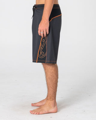 Man wearing Hydro-surge Fixed Waist Boardshort in Black 2