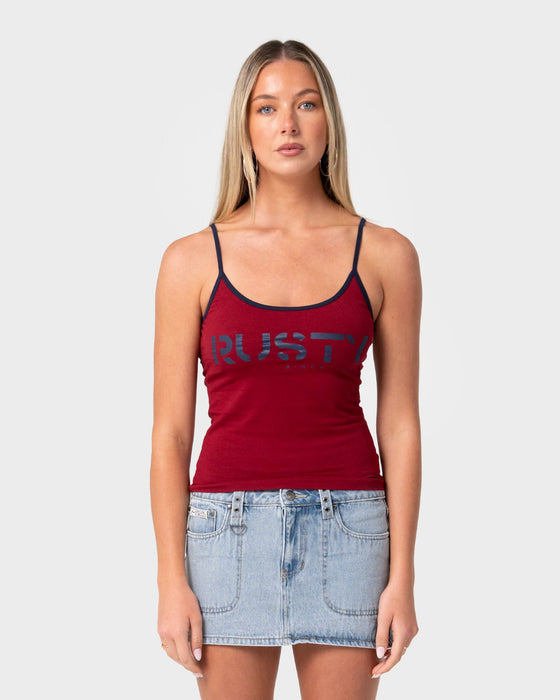 woman-wearing-tank-girl-contrast-staple-singlet-in-cranberry-navy