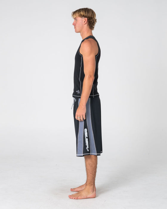 man-wearing-slack-jack-ribbed-heavy-tank-in-black