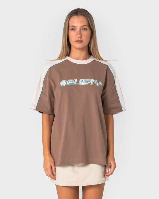 woman-wearing-timmy-target-220-oversize-tee-in-mushroom-aqua