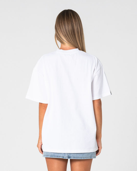 woman-wearing-wavers-tide-oversize-short-sleeve-tee-in-white-retro-blue