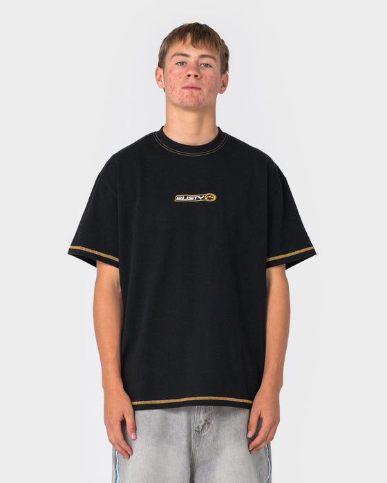 man-wearing-bus-down-short-sleeve-tee-in-black-2