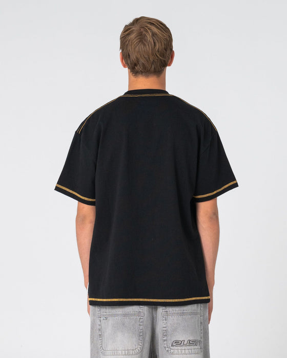 man-wearing-bus-down-short-sleeve-tee-in-black-2