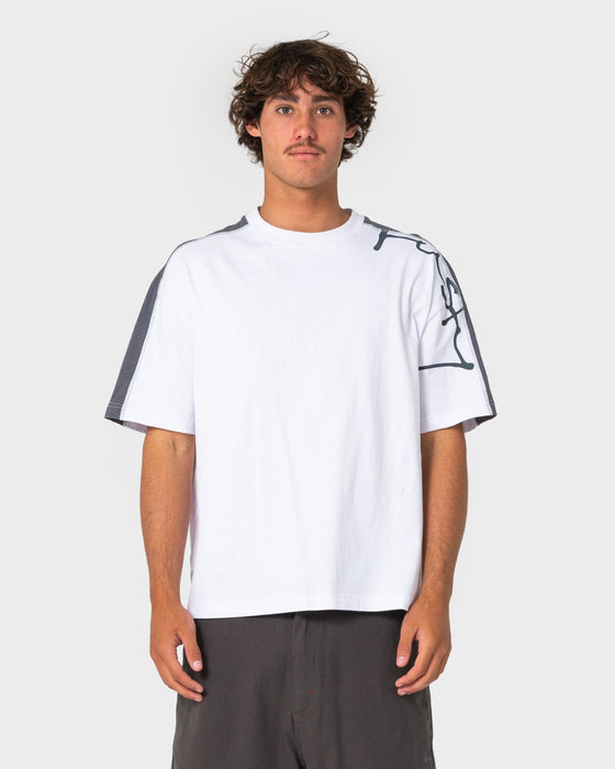 man-wearing-lost-it-short-sleeve-tee-in-white
