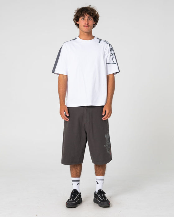 man-wearing-lost-it-short-sleeve-tee-in-white