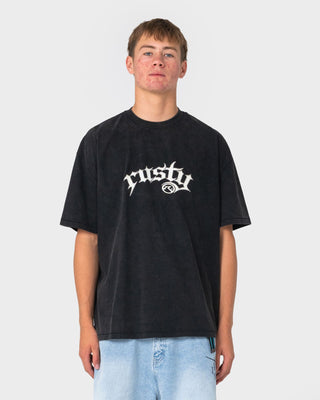 Man wearing Monty 2.0 Short Sleeve Tee in Washed Black