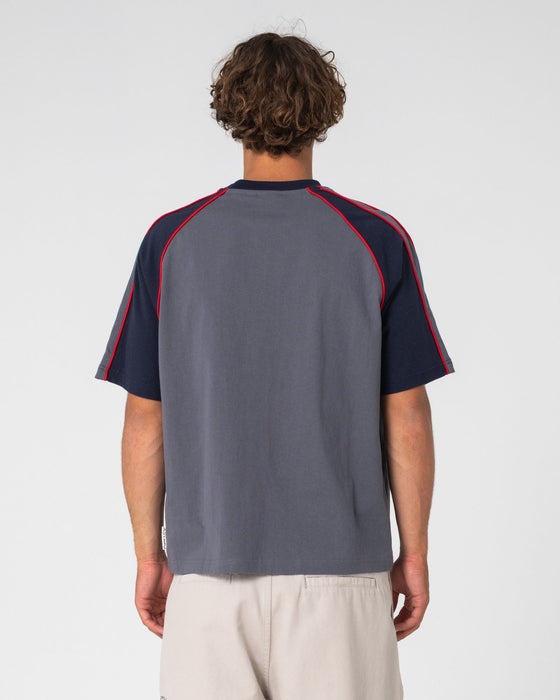 man-wearing-tekka-short-sleeve-tee-in-steel