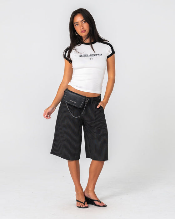woman-wearing-big-bad-finance-mommy-low-rise-short-in-black-pinstripe