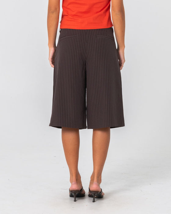 woman-wearing-big-bad-finance-mommy-low-rise-short-in-java-pinstripe